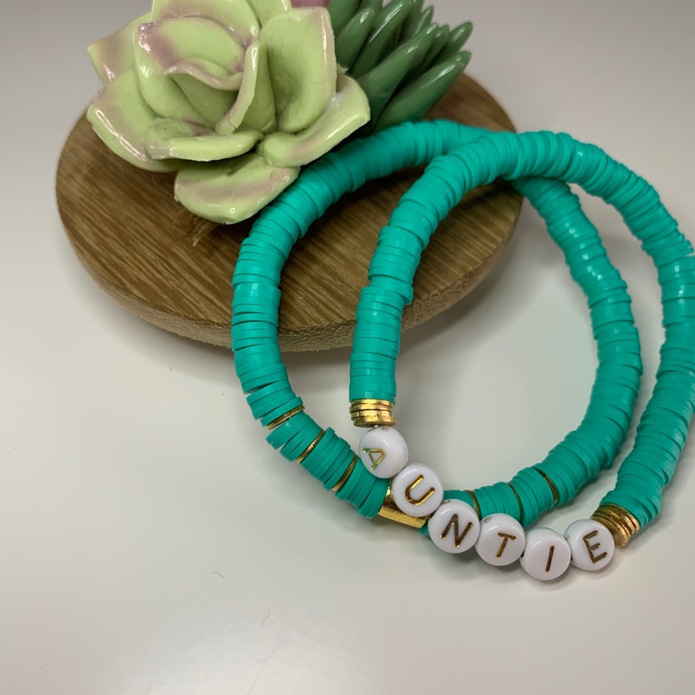 Heishi bracelet (auntie)